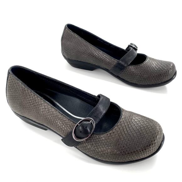 Dansko Orla Mary Jane Buckle Comfort Shoe Grey Snakeskin Size 40 Office Granny - Picture 1 of 13